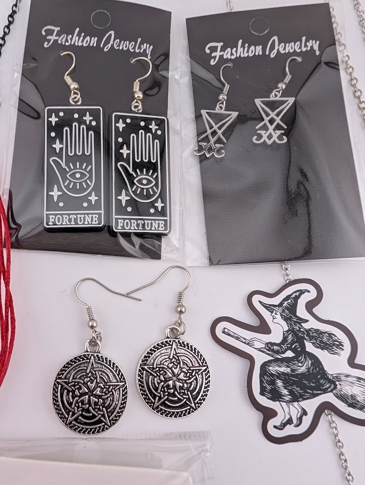 10pc GOTHIC WITCHY JEWELRY LOT occult wiccan pentagram moon necklace earrings 5G