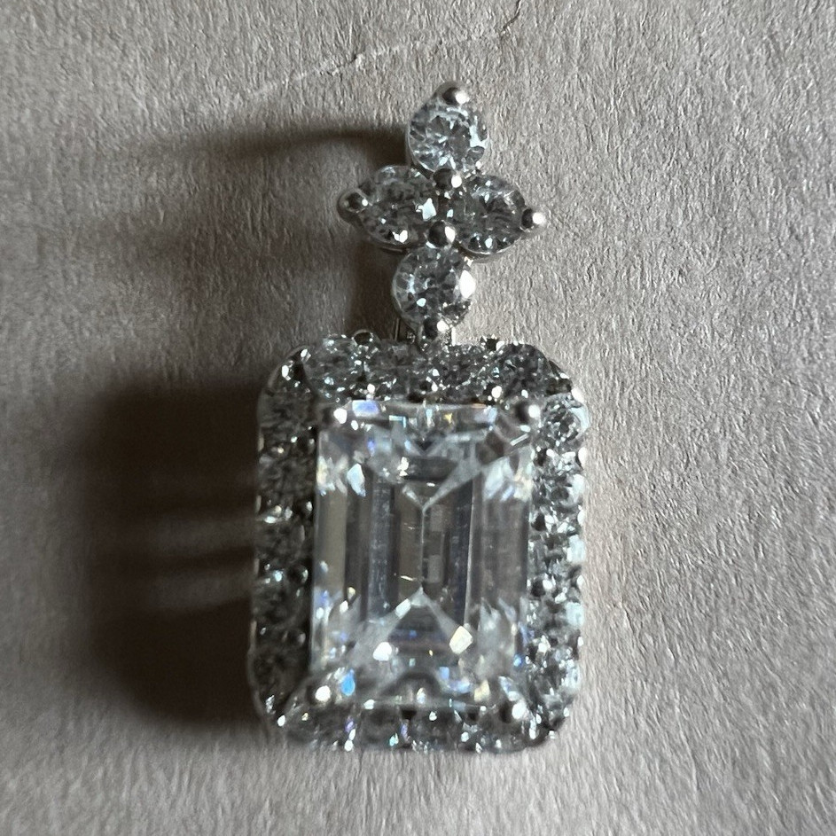 Authentic Emerald Cut White Moissanite VVS1 Halo 1 Carat 925 Silver Pendant