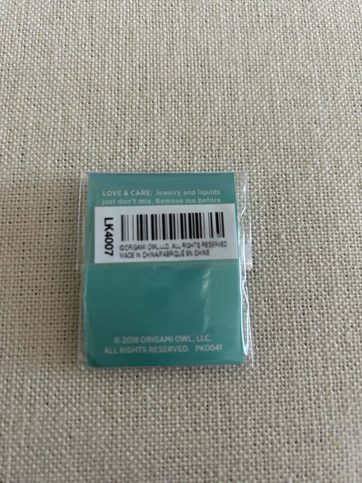 Origami Owl LK4007 Medium Gold Twist “BASE ONLY” for Locket “NIP”