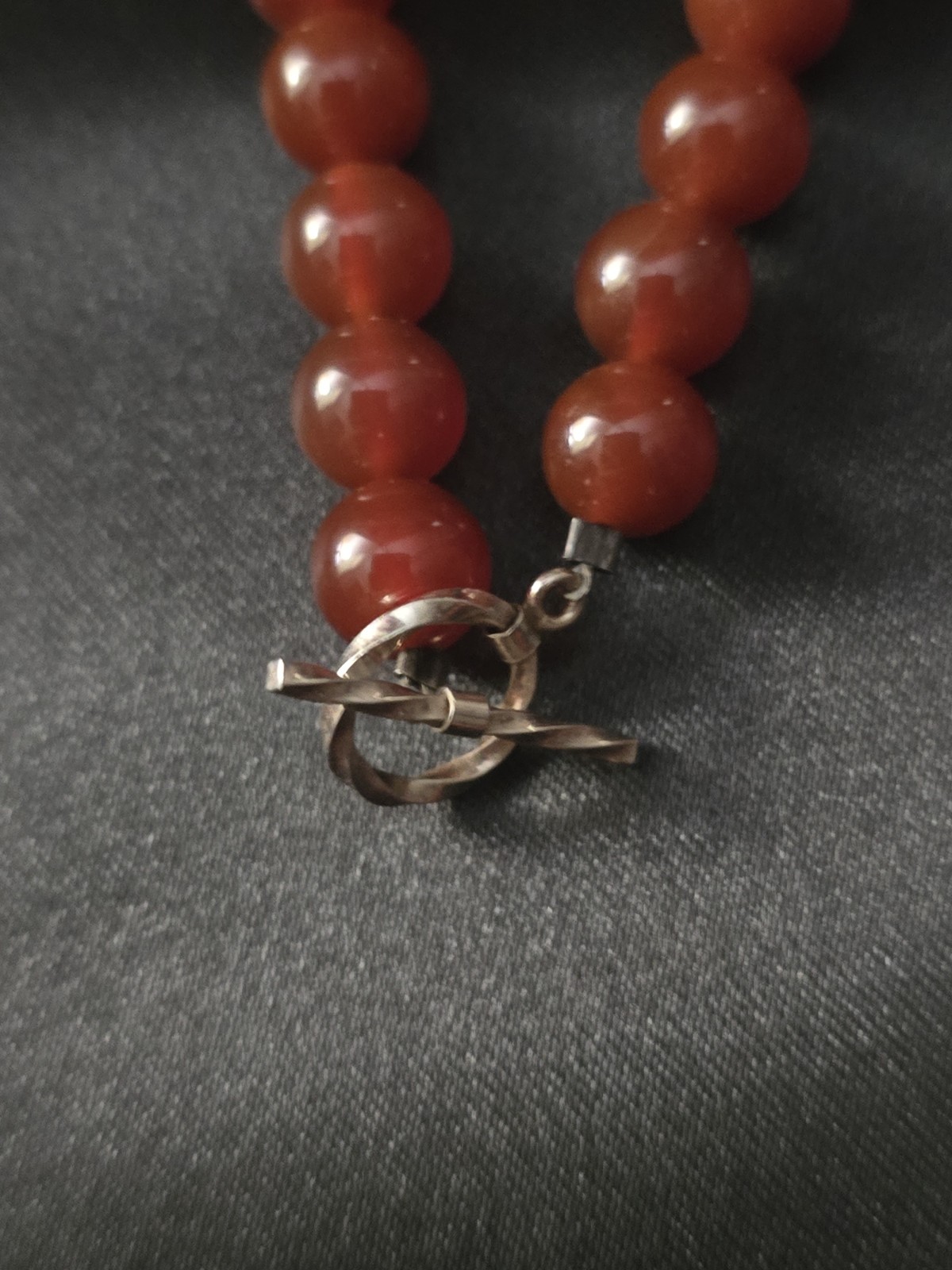 Natural Red Carnelian 7.5 – 8mm Beaded Necklace Strand 18″ Silver Toggle Clasp