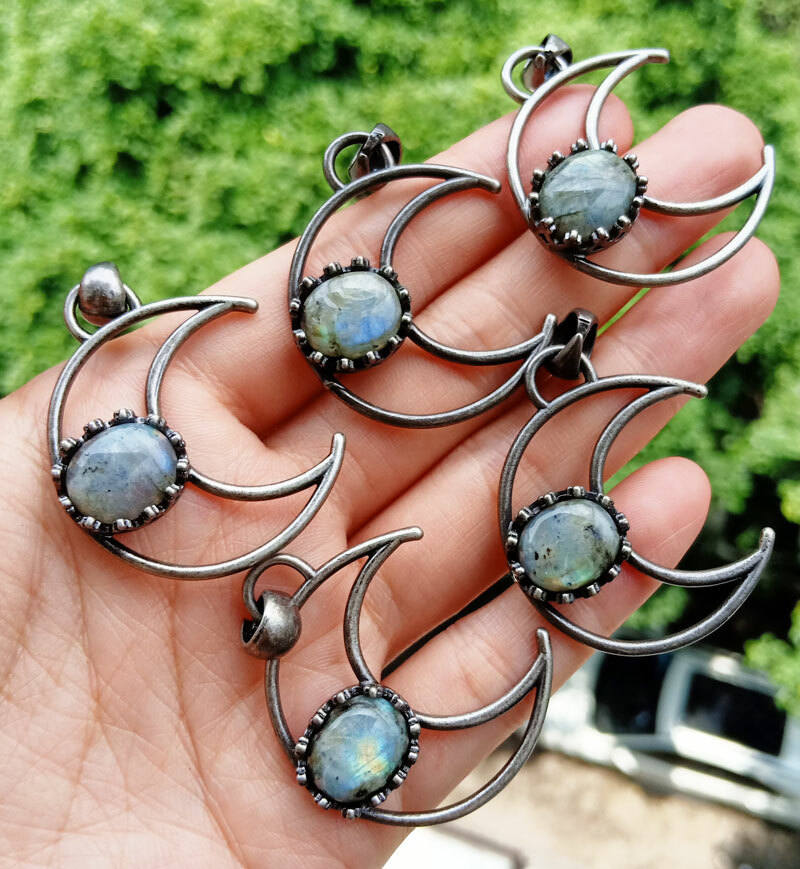 20pcs Labradorite Vary Gems Stone Moon Pendants Energy Reiki Healing Amulet