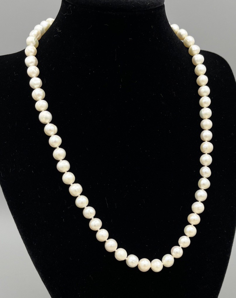 Real Cultured Pearl Necklace 46cm Knotted Silver Tone Floral Clasp