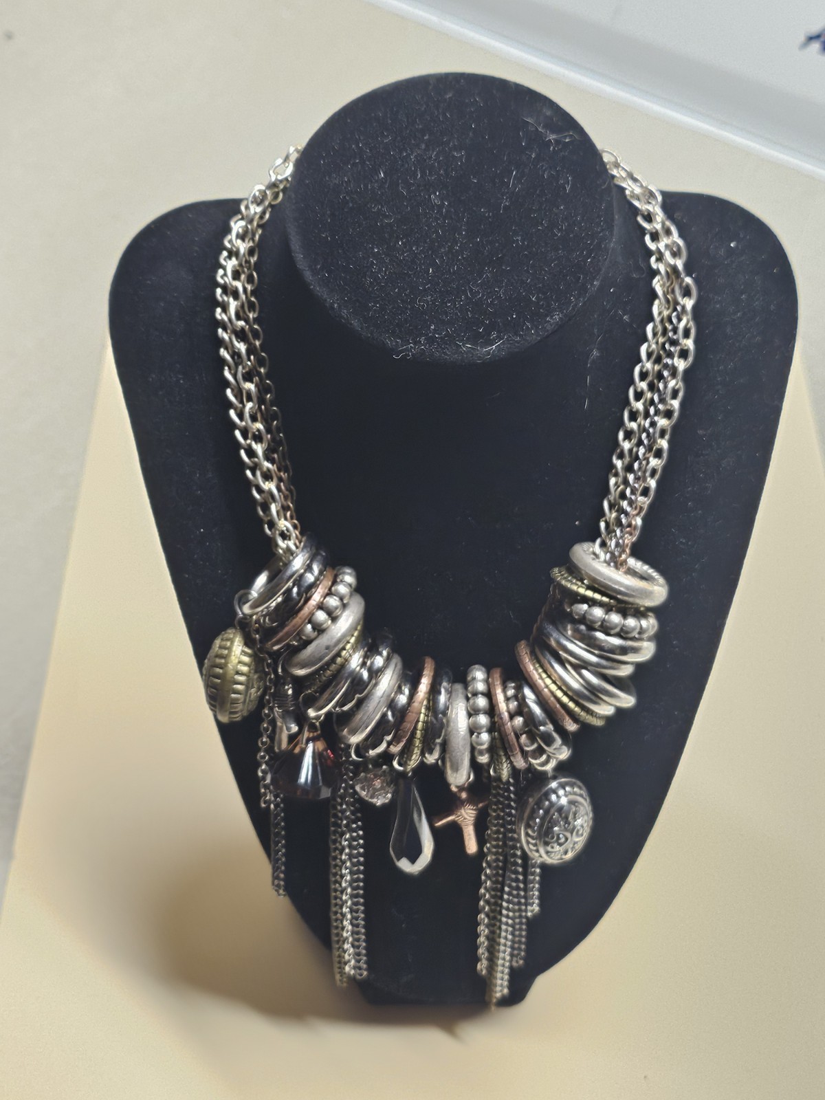 Vntg charm necklace beaded rings various Design Elements silver tone black boho