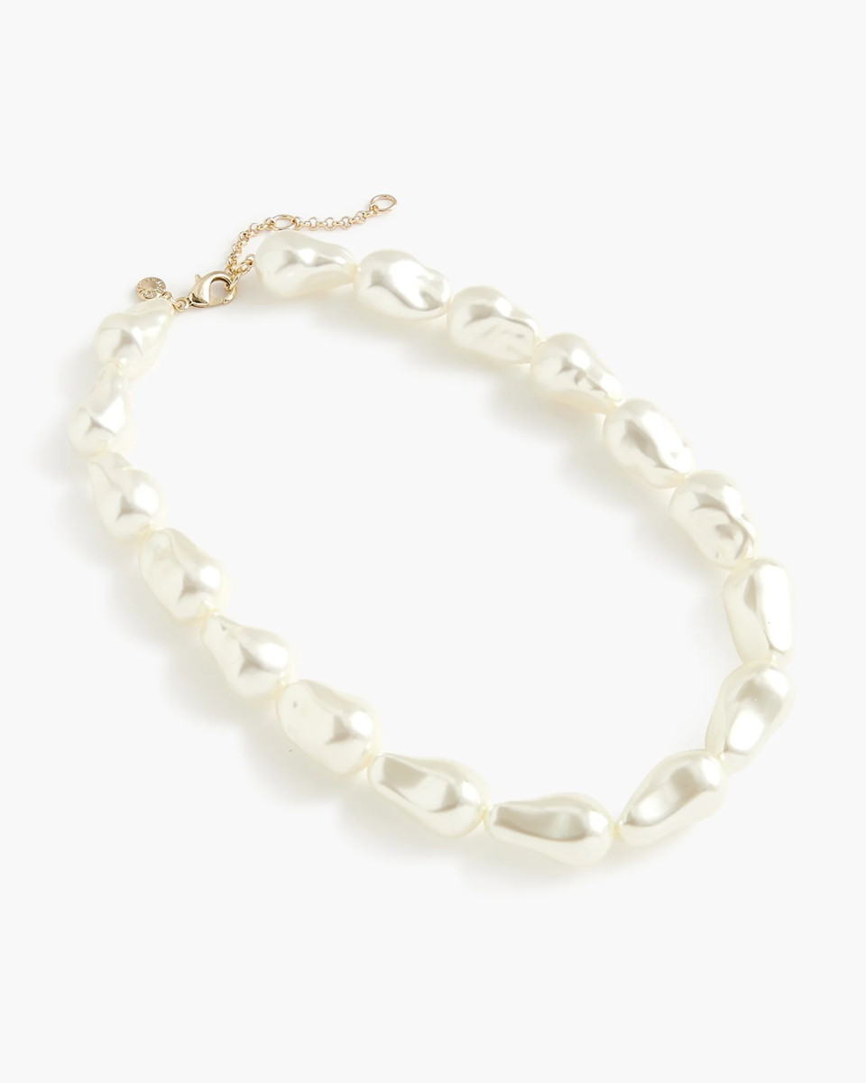 NWT J.Crew Large Baroque Pearl-Effect Statement Necklace Chocker adjustable