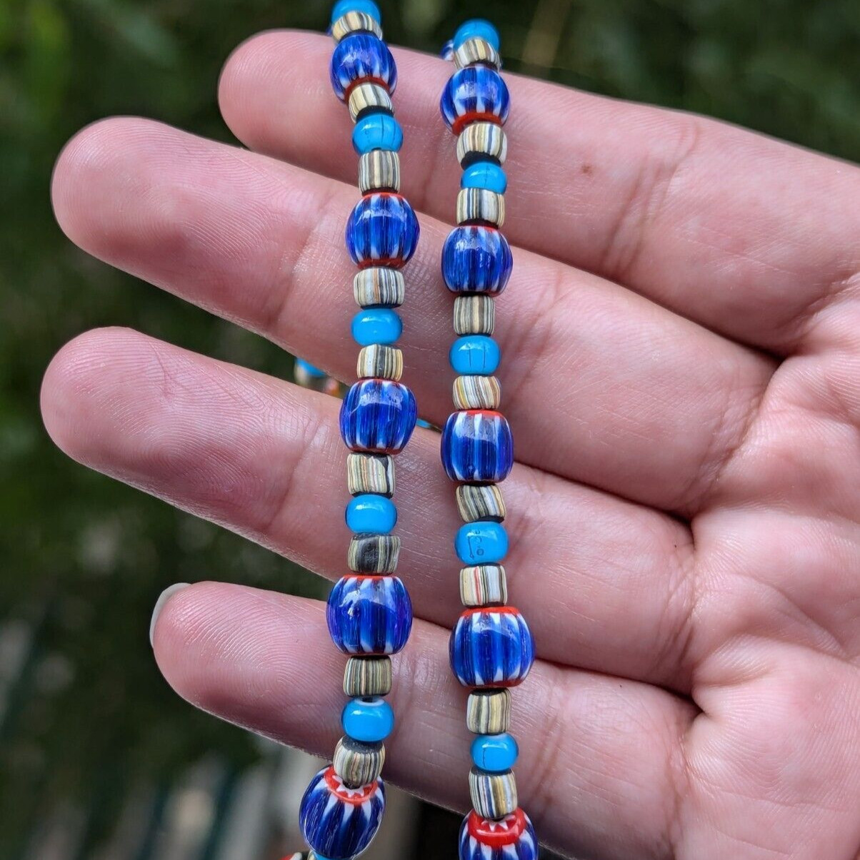MixGlass Chevron & whiteHeart with EyesGlass Beaded Necklace