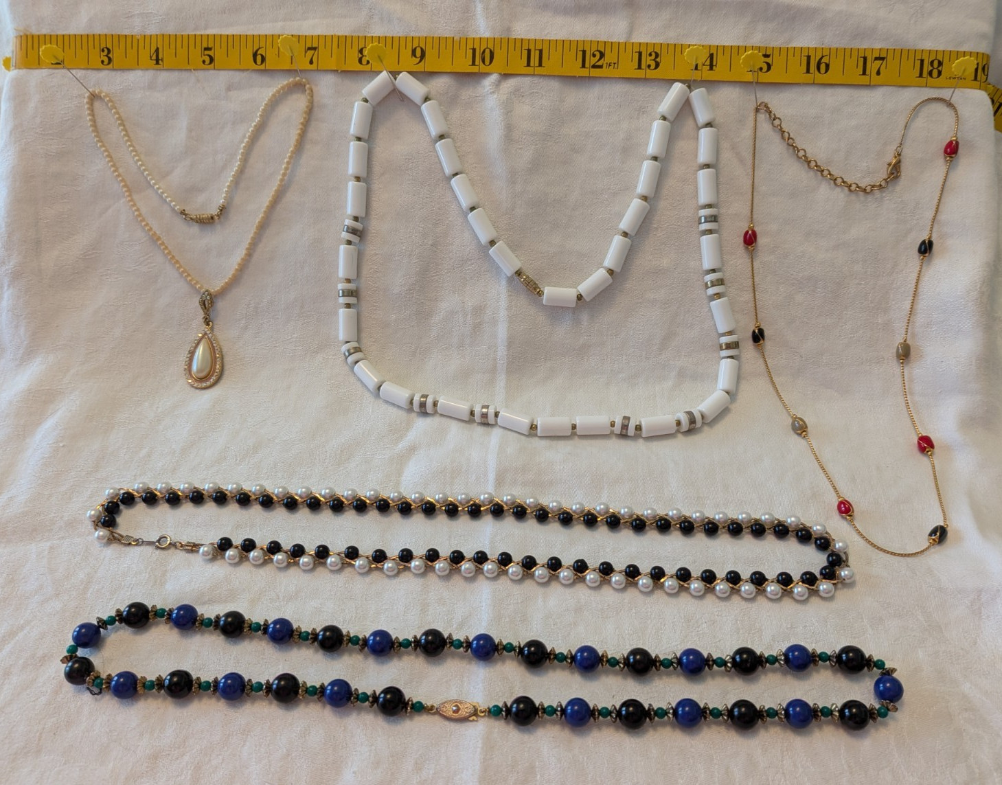 Necklace lot – 5 costume jewelry necklaces – Used-various lengths & composition