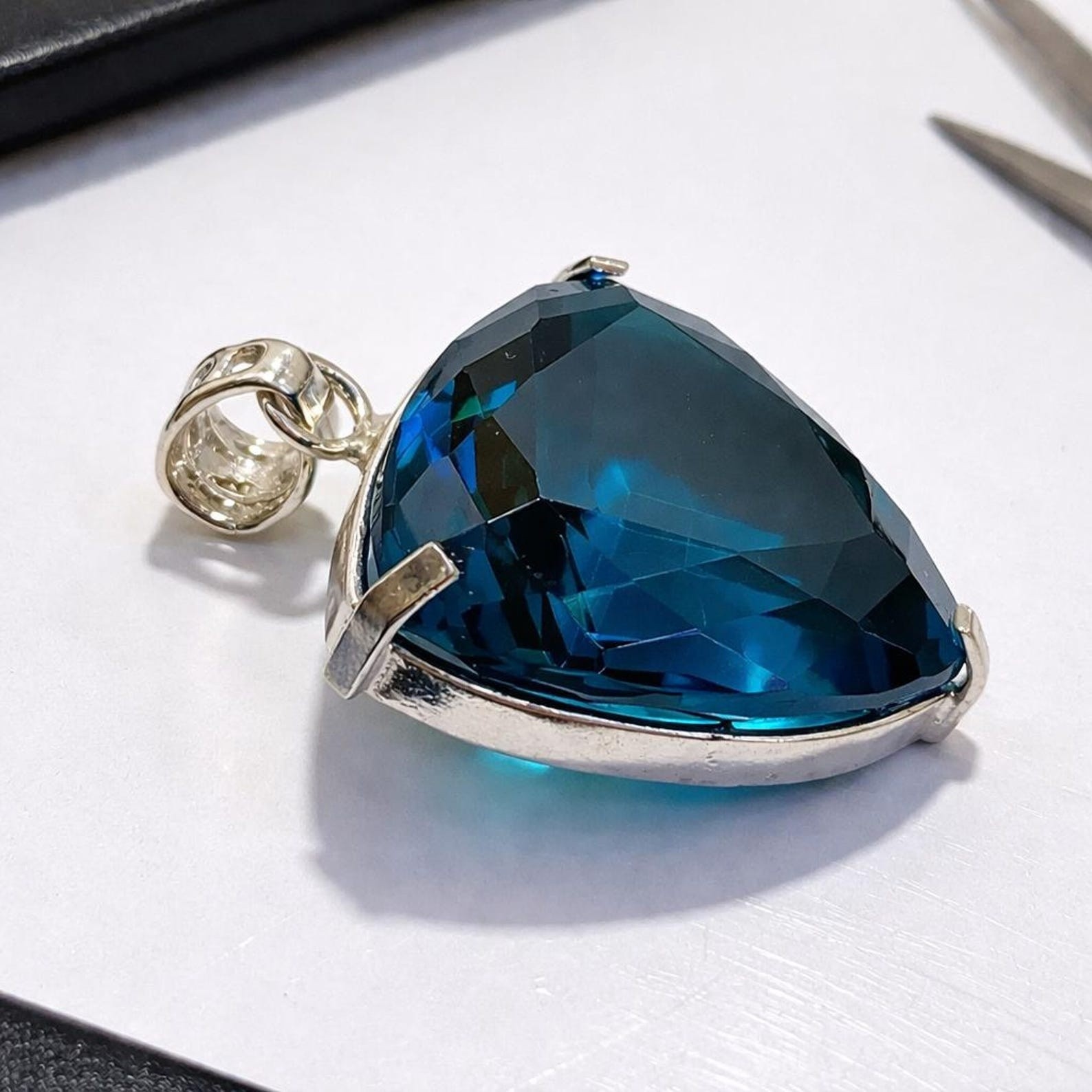 90.40 Ct Trillion Cut Blue Natural Topaz 925 Solid Silver Pendant Loose Gemstone