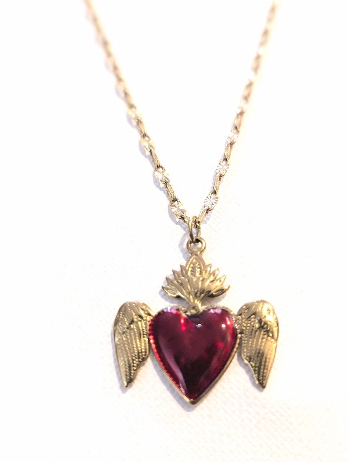 Stainless Steel Oval Link Chain Necklace Red Enamel Heart Wing Charm Adjustable