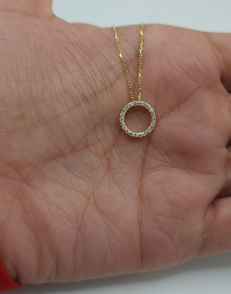 14Kt Gold Open Circle Lab Grown Diamond Cluster Pendant Necklace