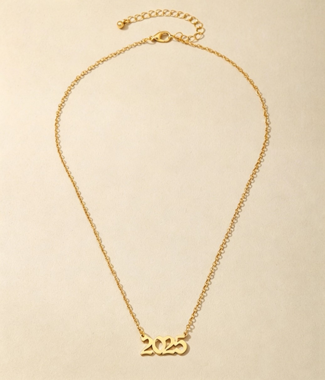 2025 Year Number Pendant Necklace Gold Plated Oval Chain Necklace Birthday Gift