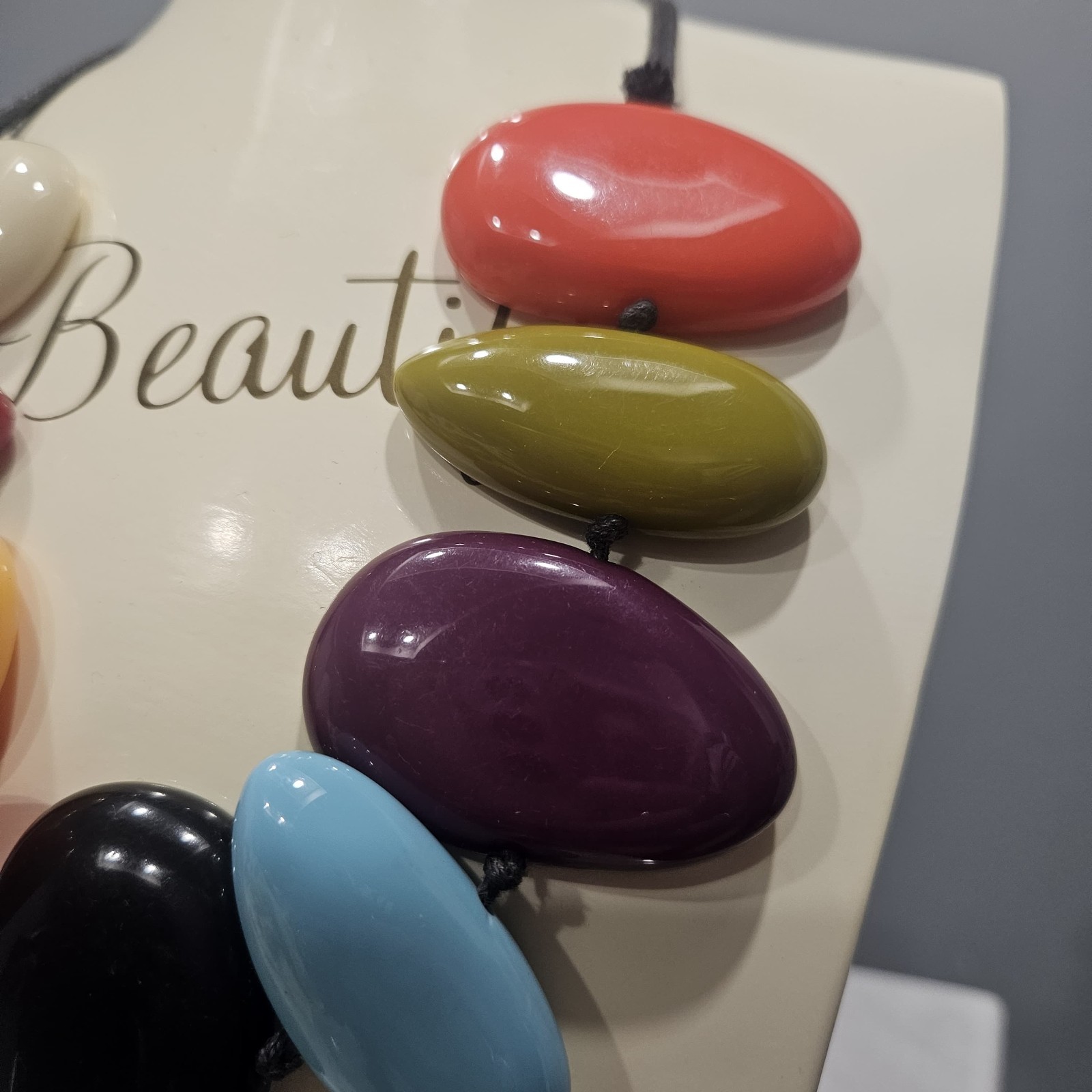 Chunky JACKIE BRAZIL Colorful Bakelite Flat River Rock Statement Necklace 18″