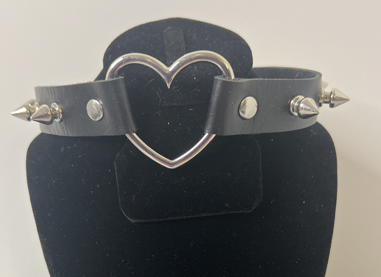 Punk Gothic Long Spike Stud Black Faux Leather Choker Collar Necklace Heart