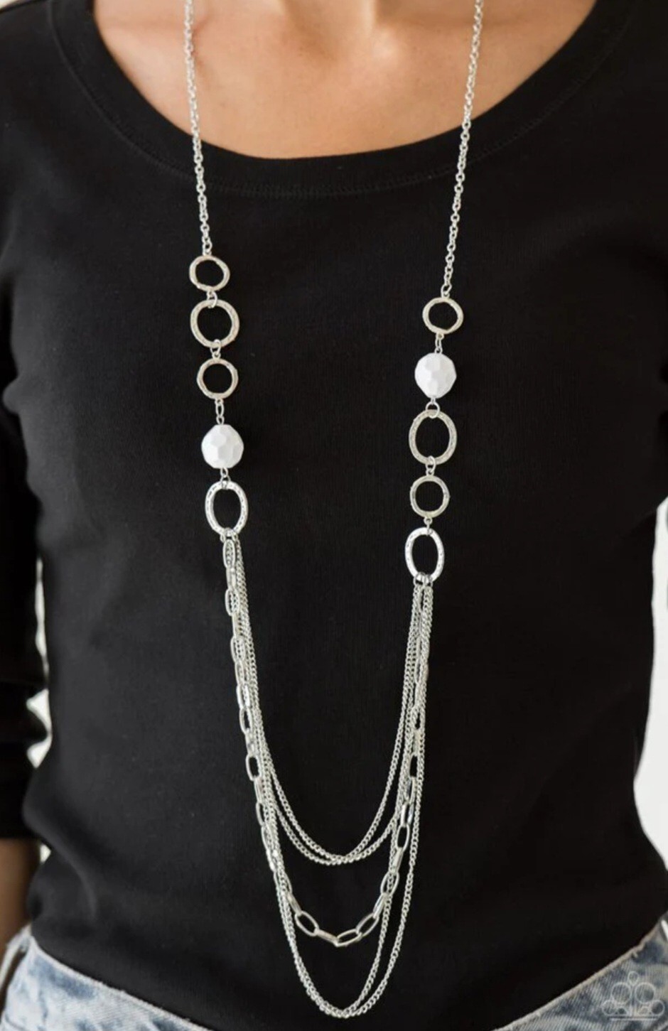 Paparazzi Margarita Masquerade White Necklace with Matching Earrings. New With