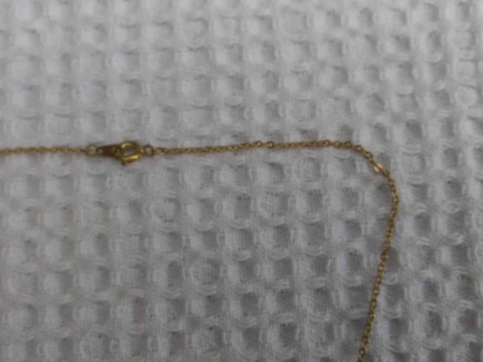 Costume Necklace With White/Colorless Stone