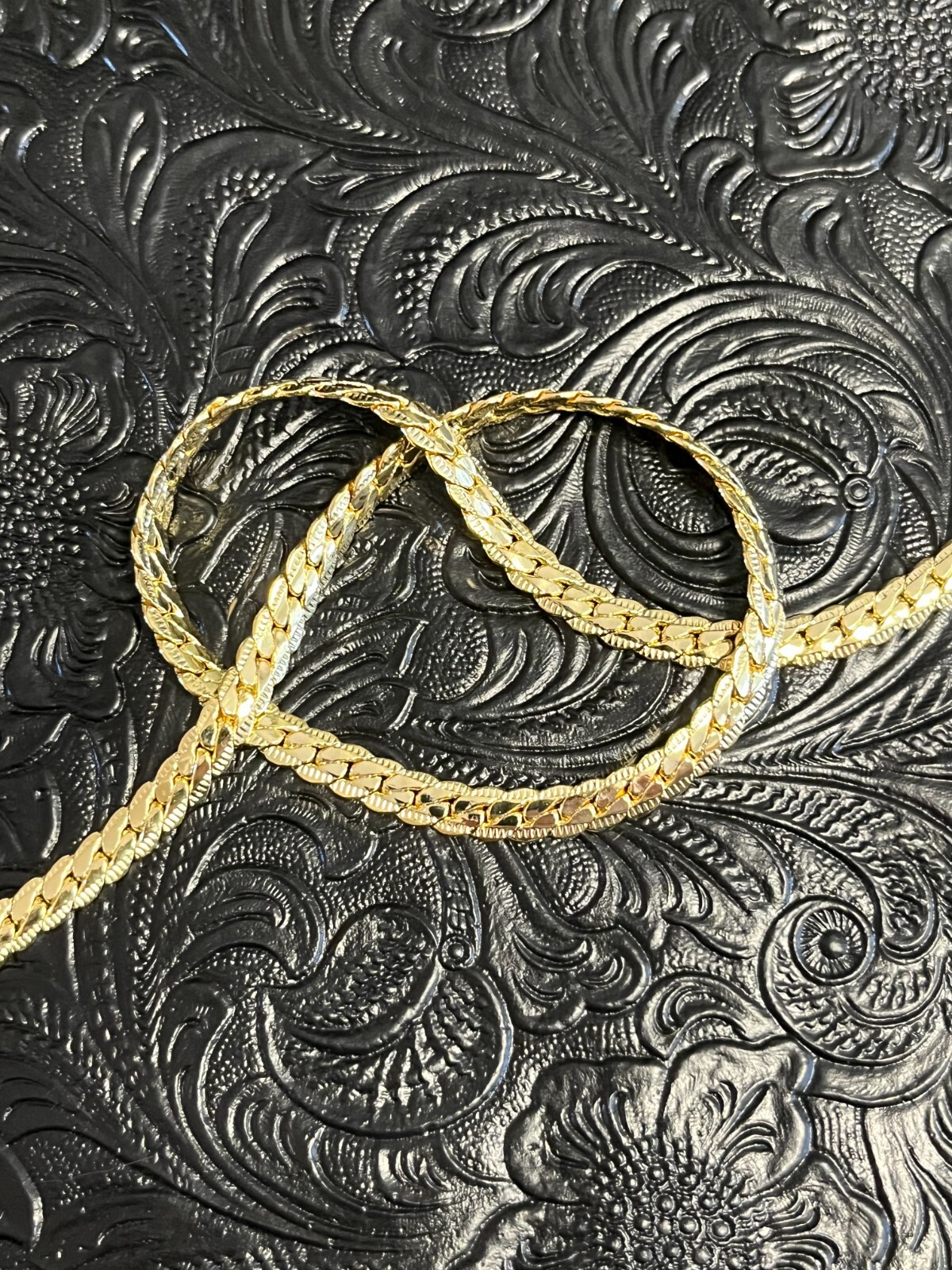 Super Nice 18K Gold Plated Sideways Chain 6mm Wide 20″ Long -Fast Free Shipping