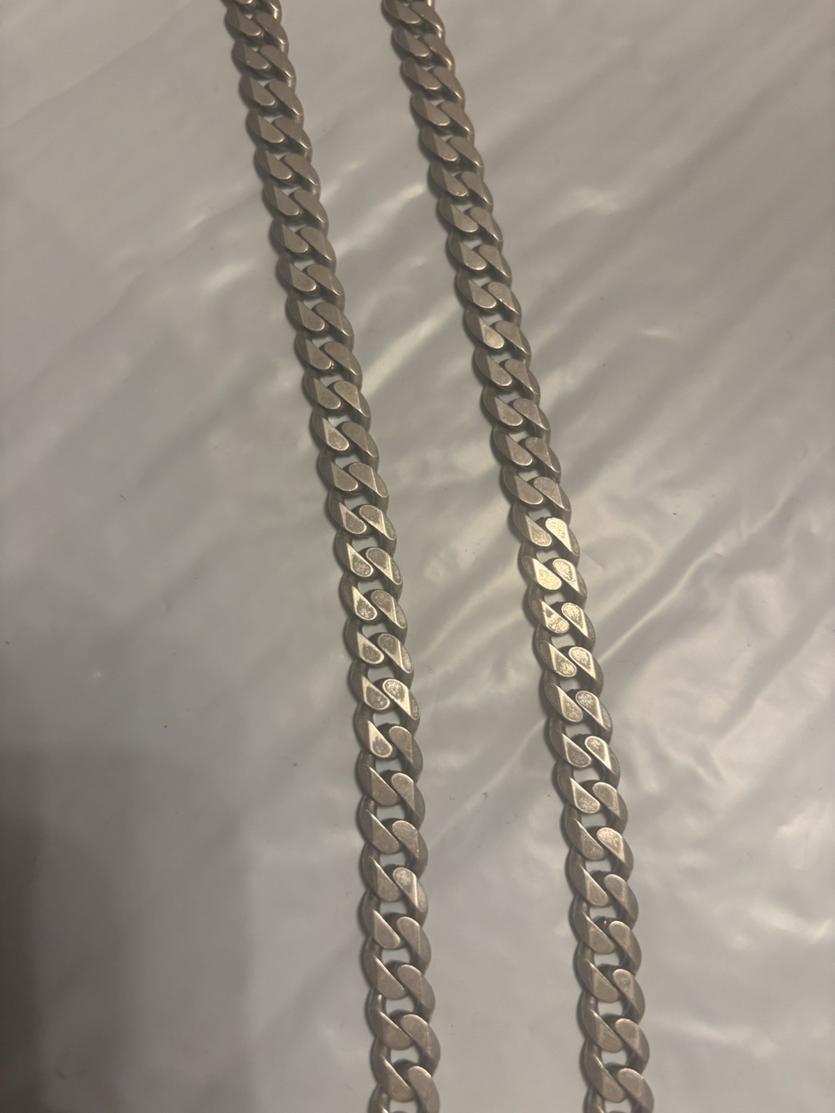 Silver Tone Metal Curb Cuban Link Chain Necklace – No Stone, 0 Gemstones