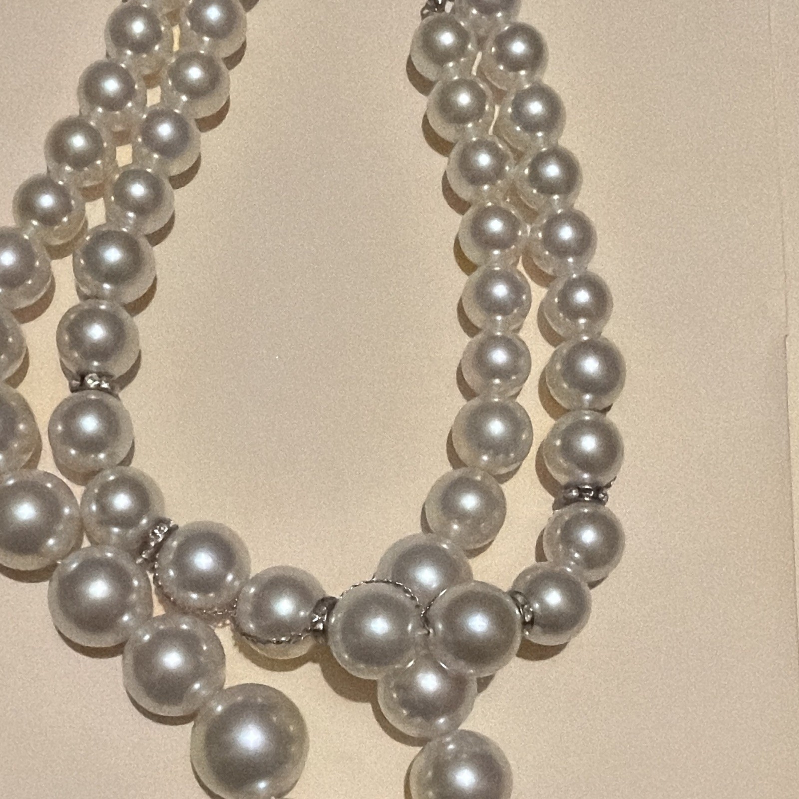 White Layered Imitation Pearl Beaded Statement Necklace w/ Rhinestone Toggle