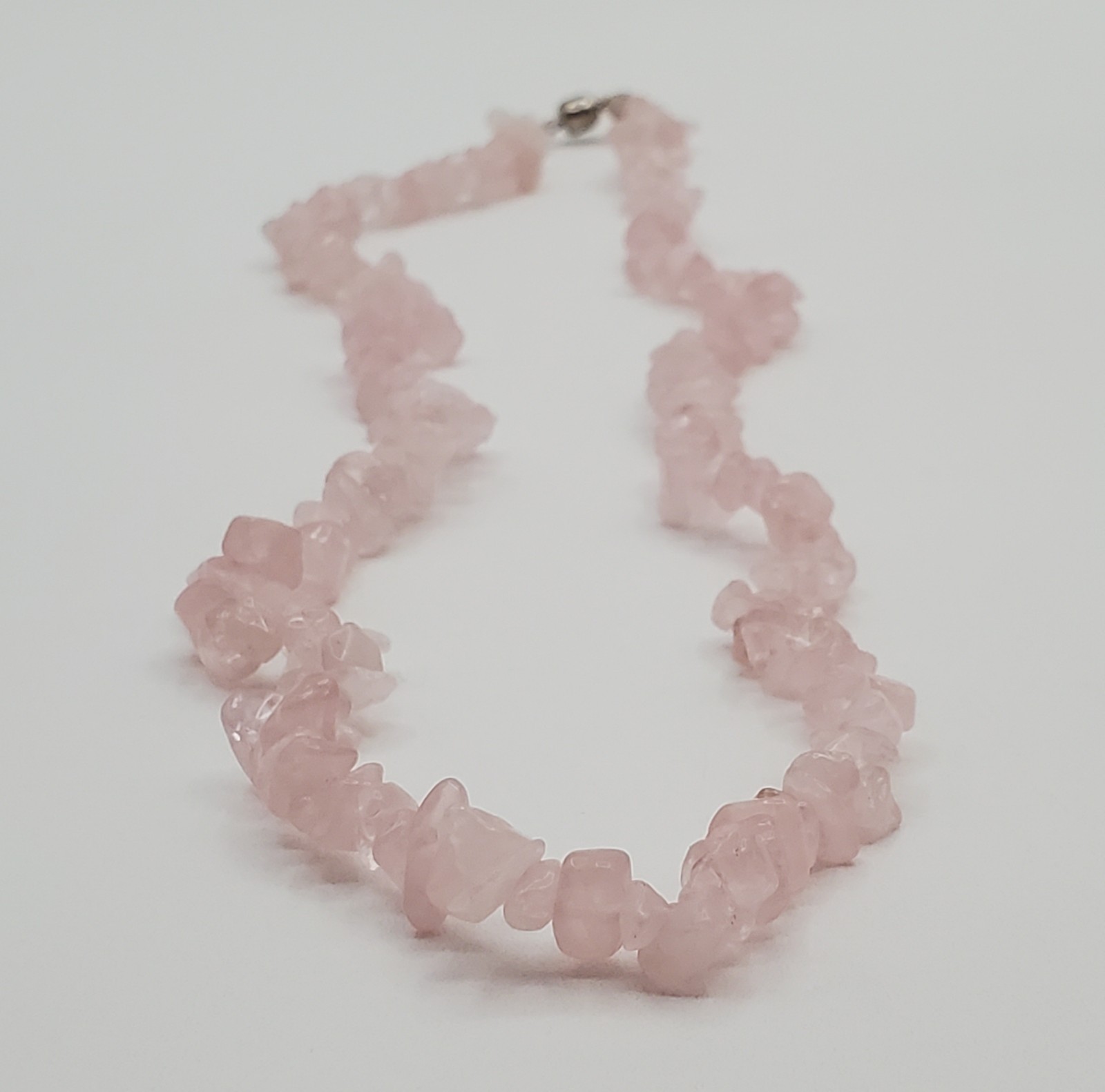 Rose Quartz Gemstone Chip Bead Necklace 23in Pale Pink Stones Magnetic Clasp VTG