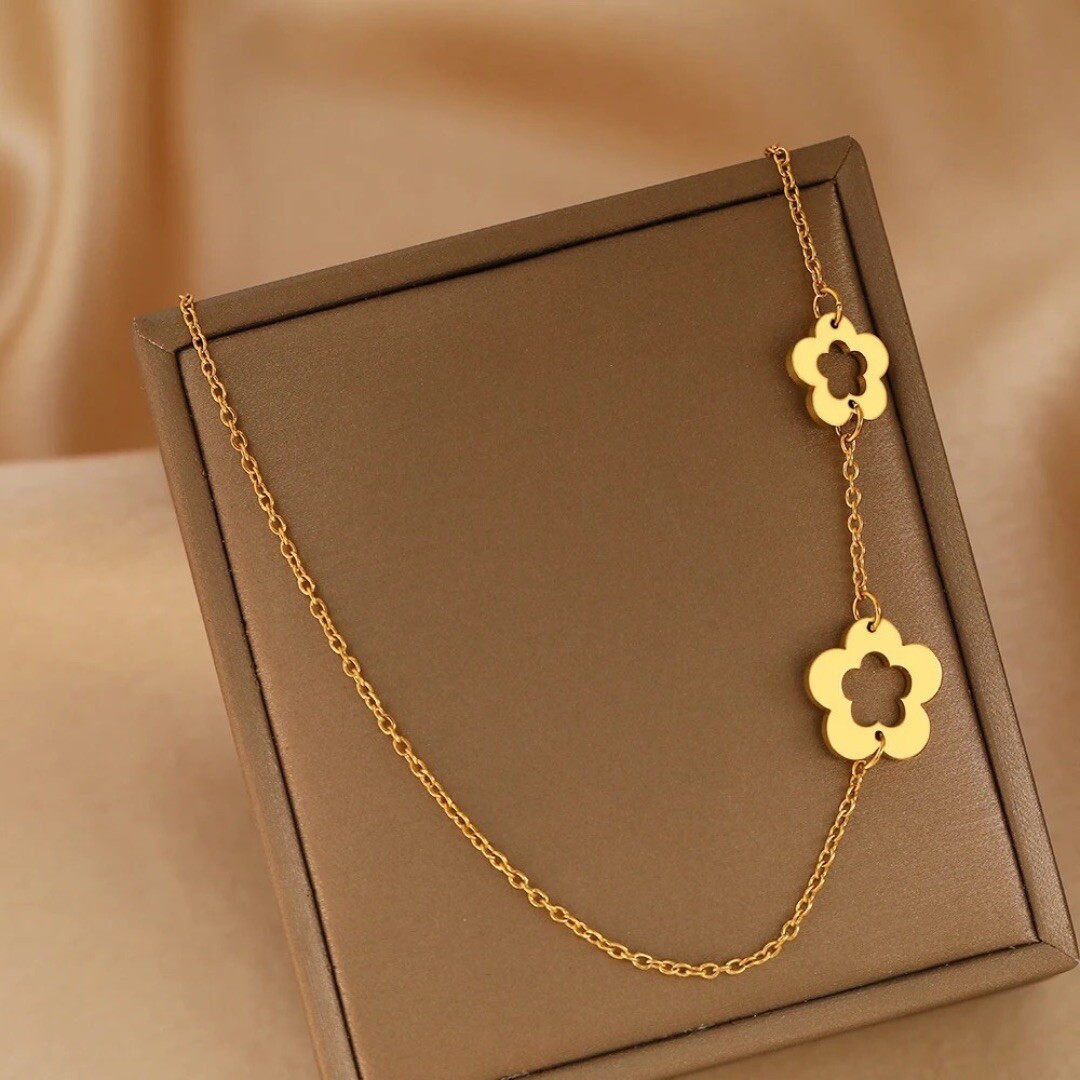 Collar para Mujer Dije de Flor Margarita Gargantilla de Acero Inoxidable Joyería