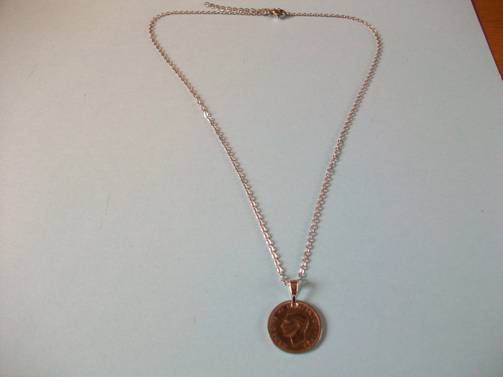 SIXPENCE COIN – SILVER FINE LINK CABLE CHAIN PENDANT NECKLACE – 1948 to 1951