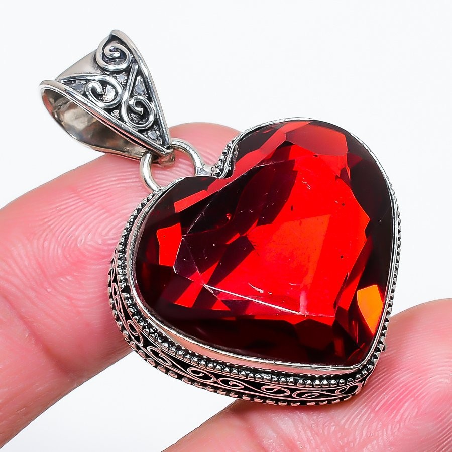 Faceted Mozambique Garnet Heart Shape Gemstone Vintage Jewelry Pendant 1.90″
