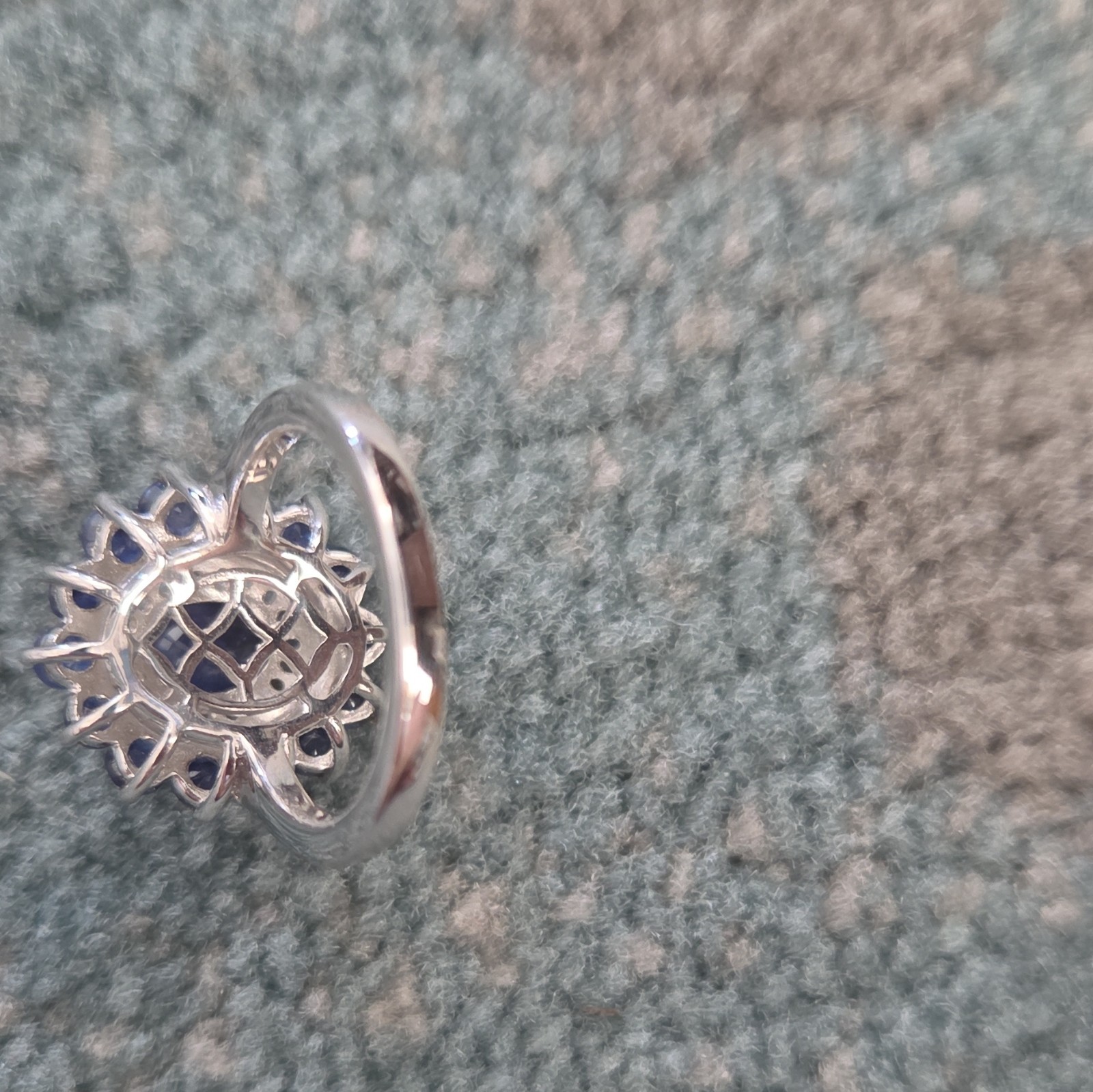 Masoala Sapphire, Zircon PLATINUM BOND. SIZE 6 4.70 CTW .