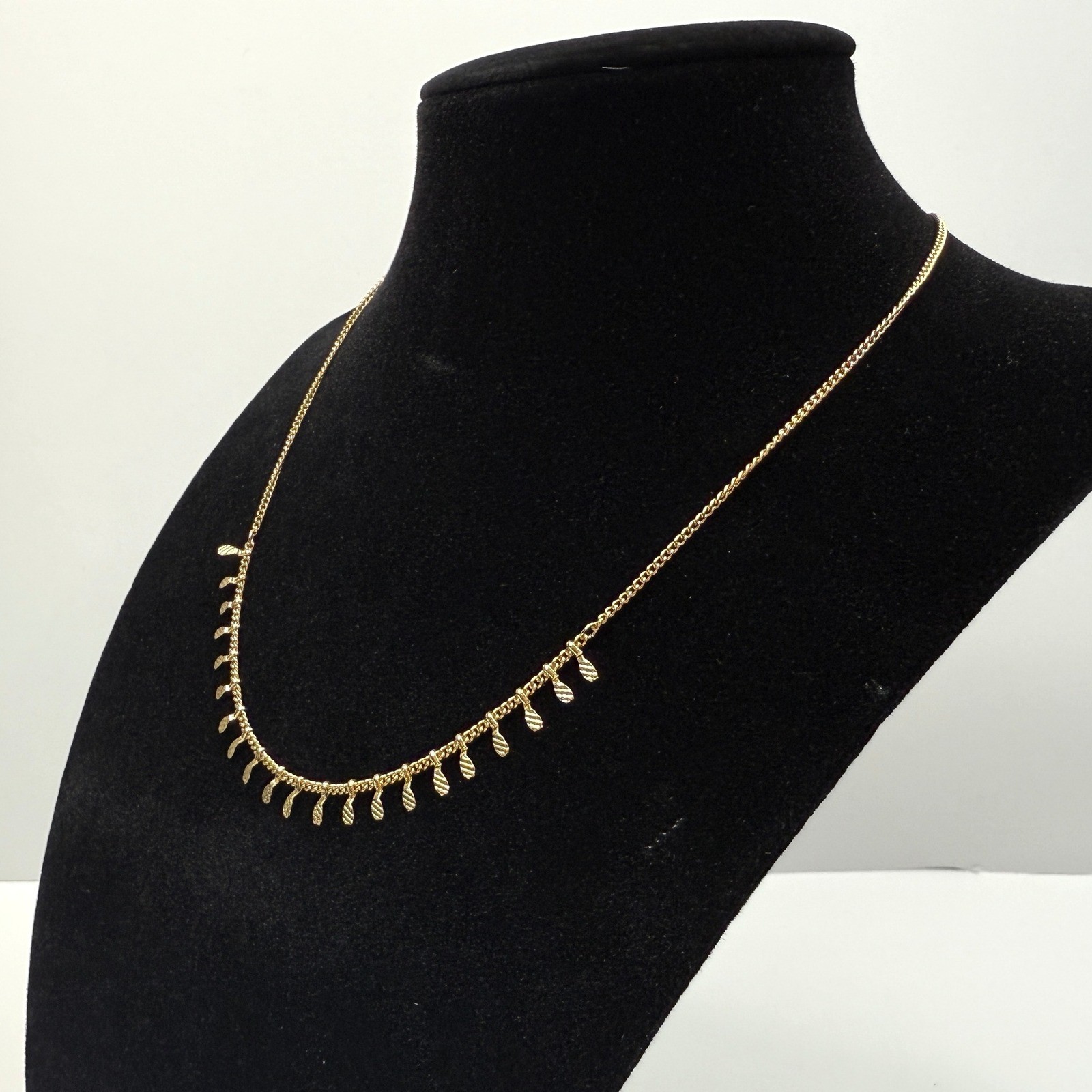 Dainty Fringe Collar Choker Necklace Gold Tone Delicate Accent Jewelry 7.5 in L