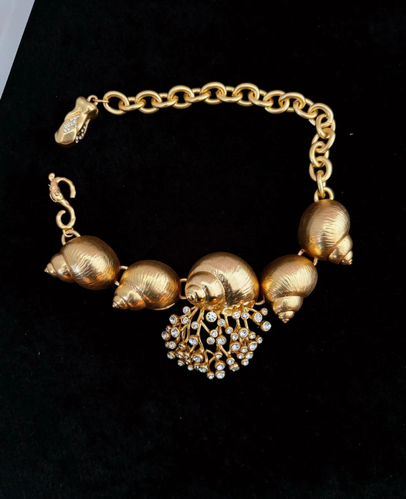 🎁NEW Schiaparelli Women Conch Rhinestone 18K Gold Necklace Lover Gift