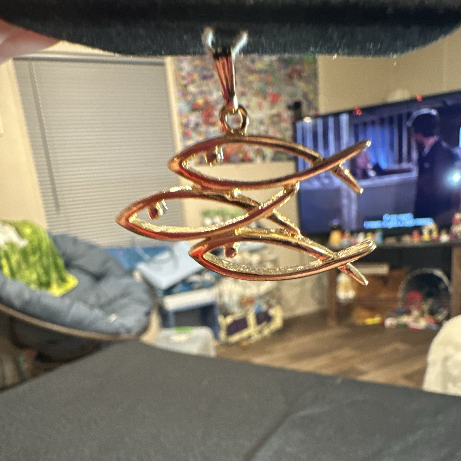 Sarah Coventry necklace without chain.