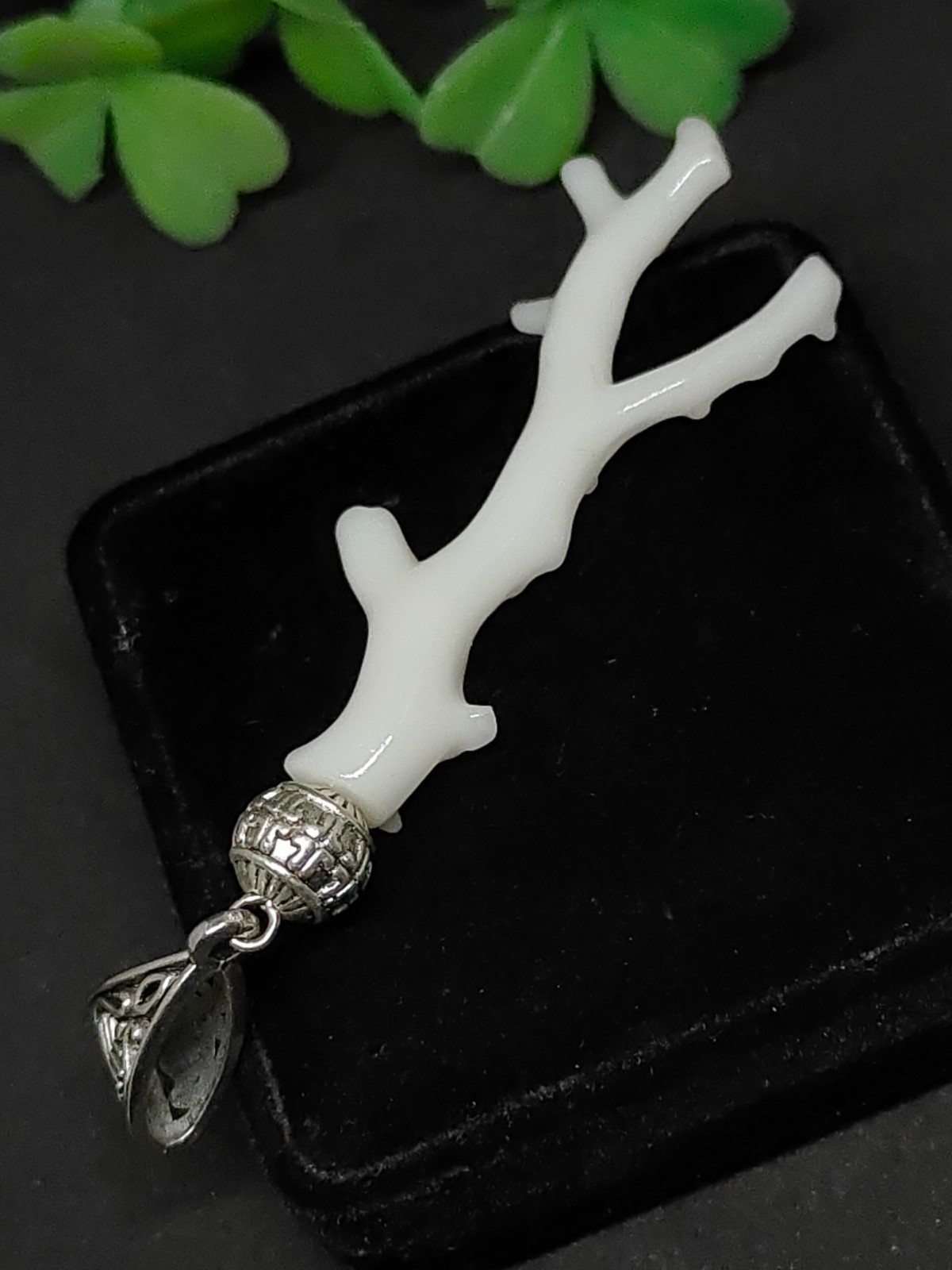 Vintage White Coral Branch Pandant – Silver-Tone Brass Bail, Coastal Jewelry