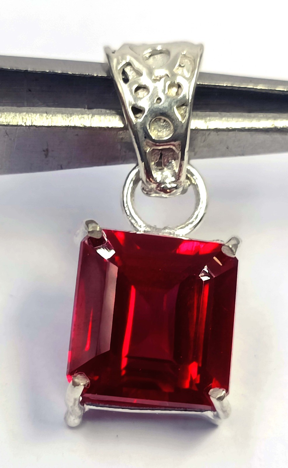 21 Ct Natural Red Ruby Emerald Cut Certified 925 Sterling Silver Free Chain 6FGT