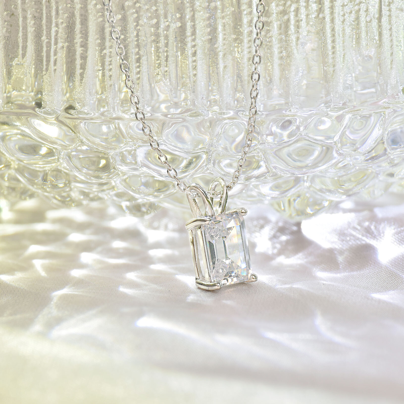 1.9ct Emerald Cut AAAAA Cz Sterling Silver Metal Women’s Pendant Chain Necklace