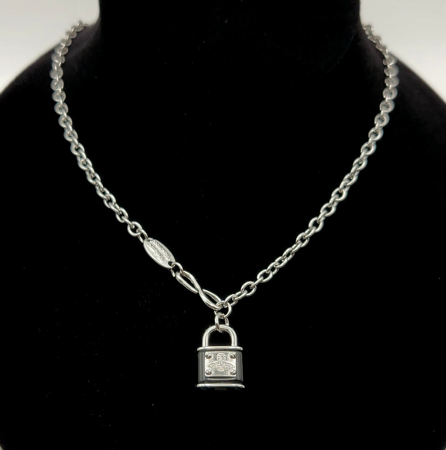 Vivienne Westwood Black Padlock Orb Necklace Silver Tone Chain Goth Punk Y2K