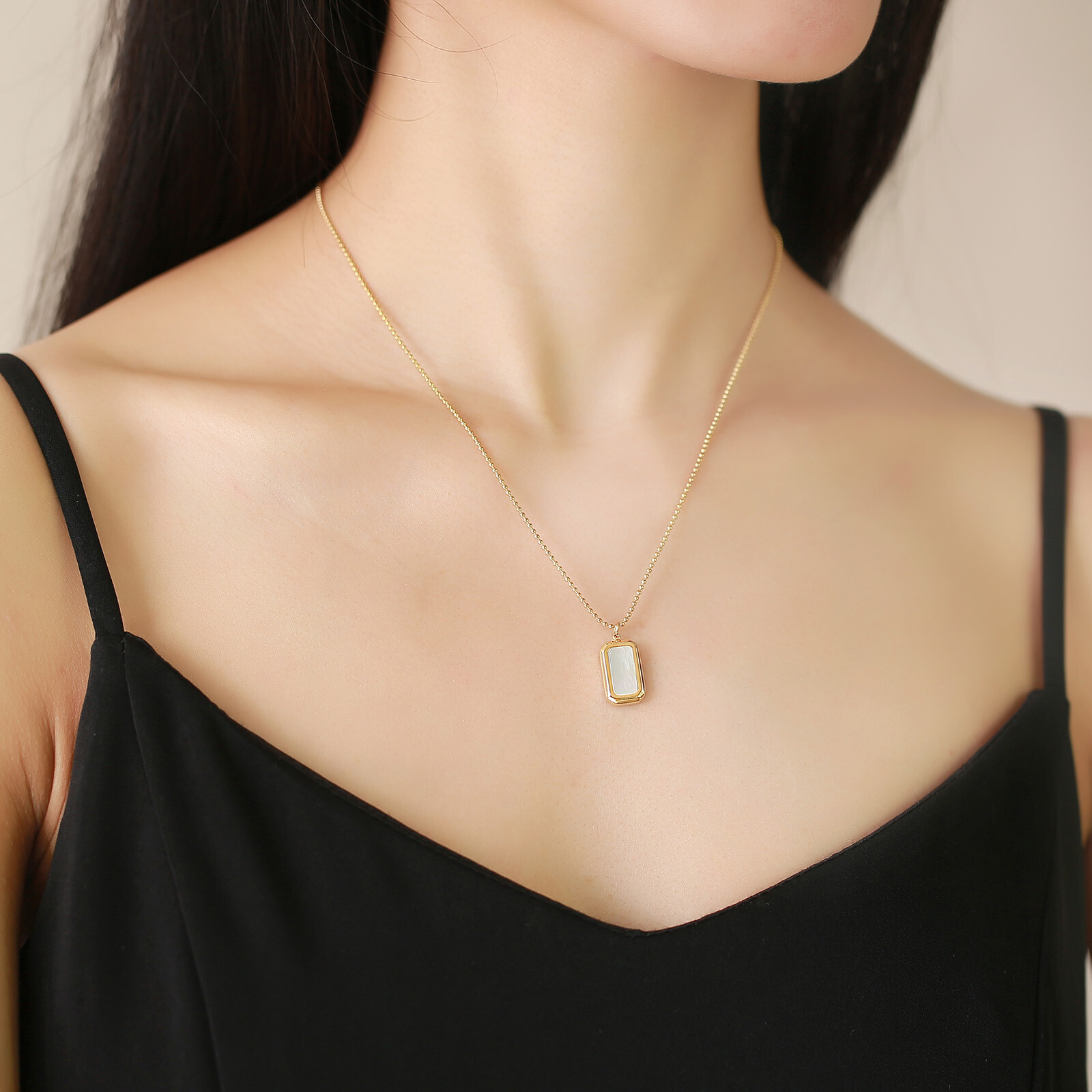 Stainless Steel Shell Square Brand Pendant Necklace Gold Women’s Fashion Jewelry