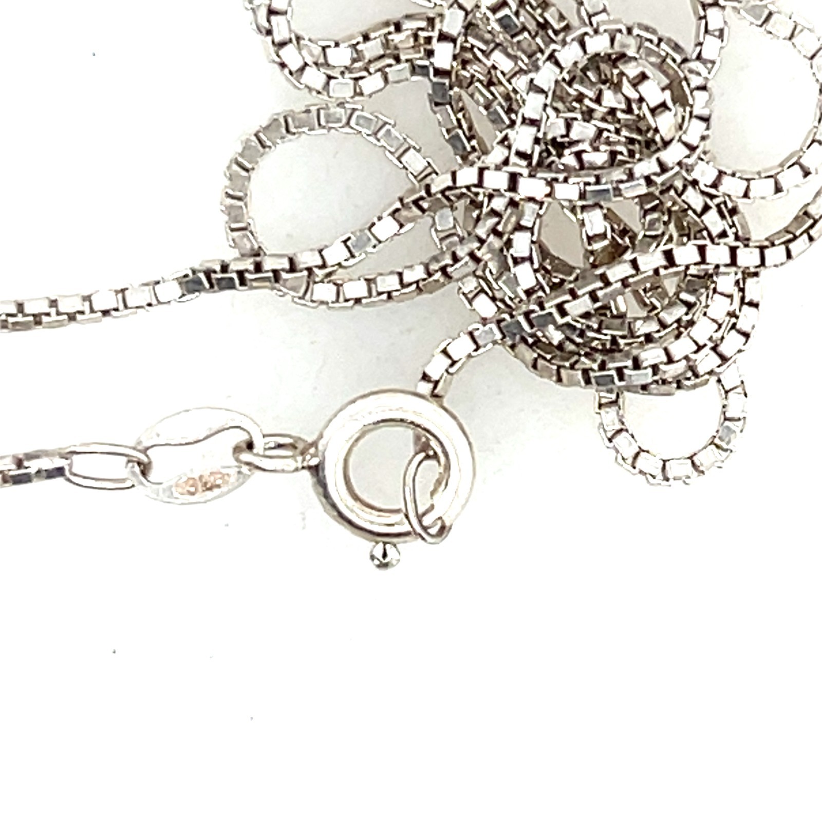Sterling Silver Venetian Box Chain Necklace – 46cm – 3.25g – Stamped 925
