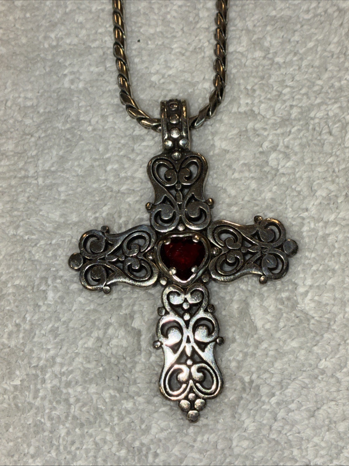 Beautiful BRIGHTON SILVER 13-1/2”ENDLESS LOVE CROSS NECKLACE RED CRYSTAL HEART