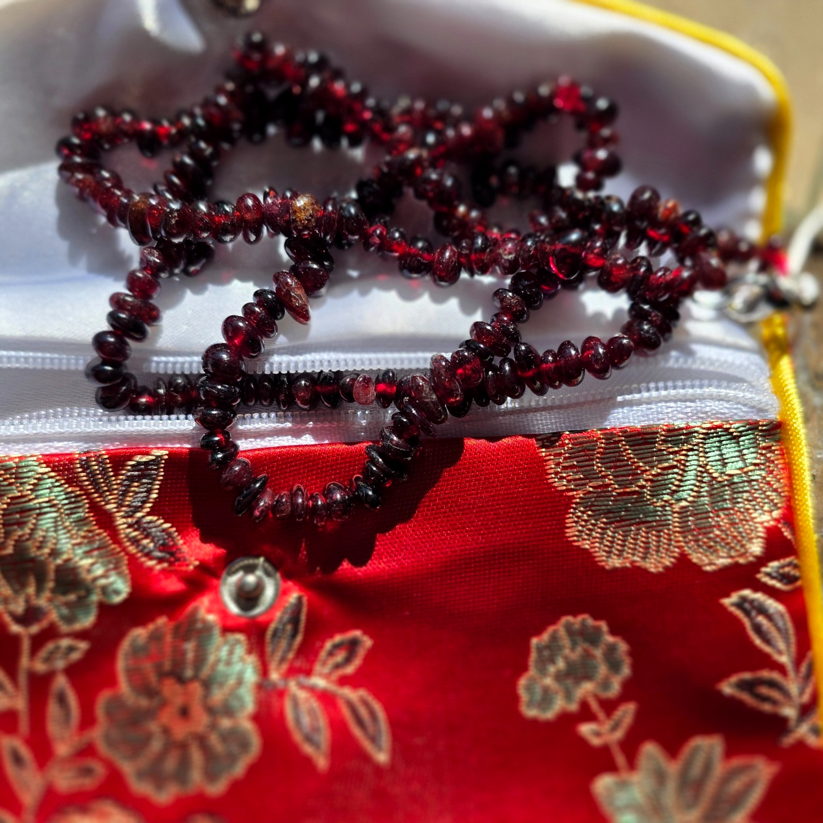 Vintage Natural Red Garnet Nugget Bead Beaded Necklace Original Silk Satin Bag