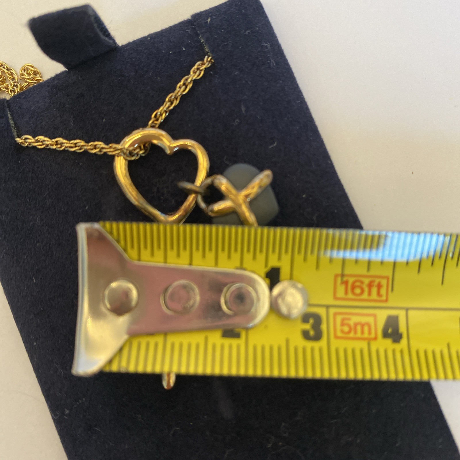 Wedgwood Gold Tone Necklace Key and Black Heart Original box 16in/40cm