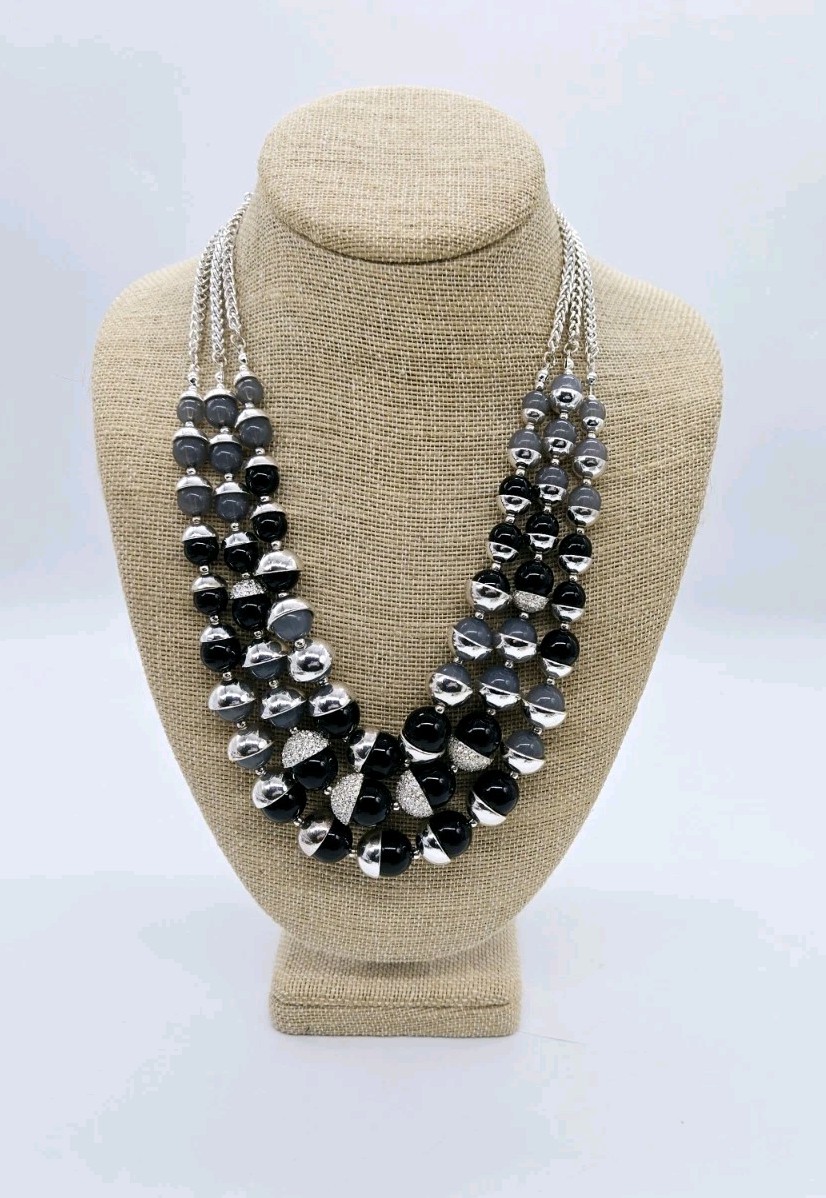 White House Black Market WHBM Necklace Layered Silver Grey Black Graduated Ball
