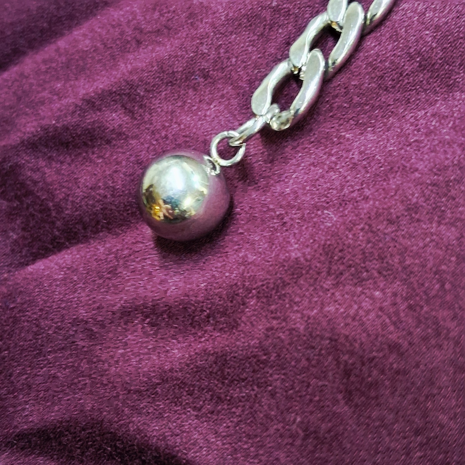 Polished Silver Tone Ball & Hoop Pendant Heavy Curb Link Chain Necklace