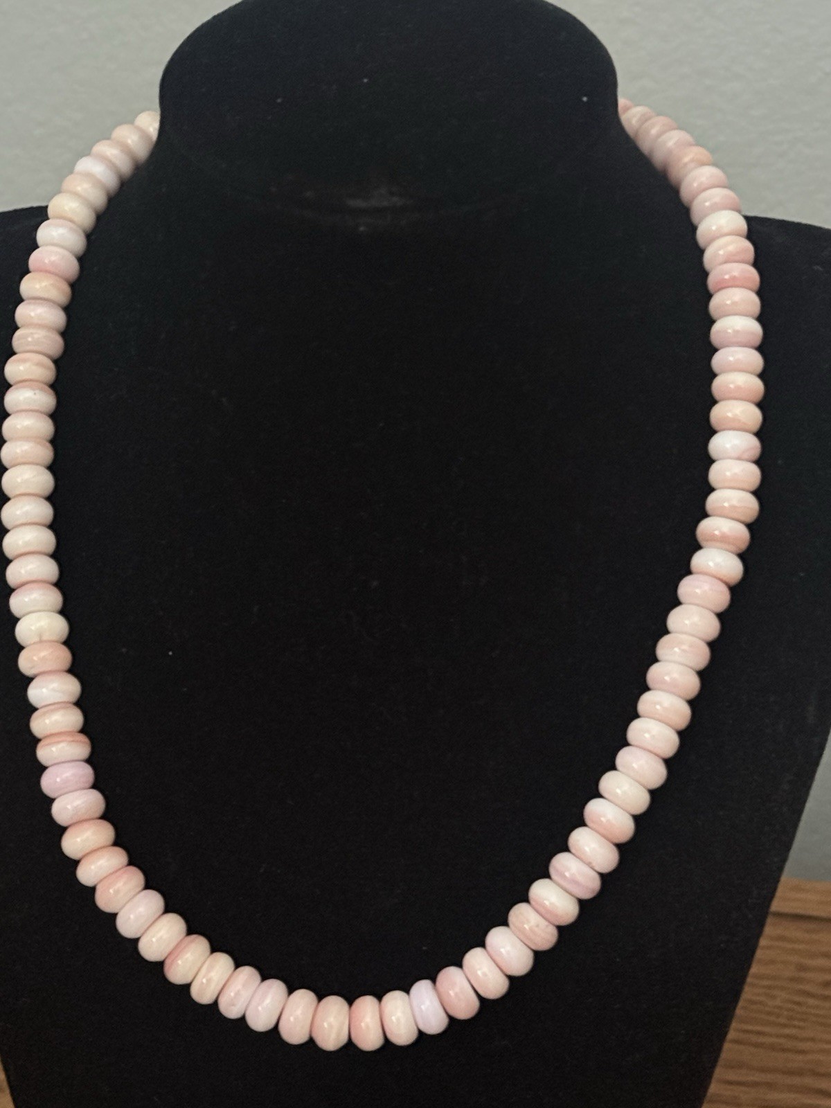Pink Conch Shell Necklace 17” 225 Ctw Sterling Lobster Clasp