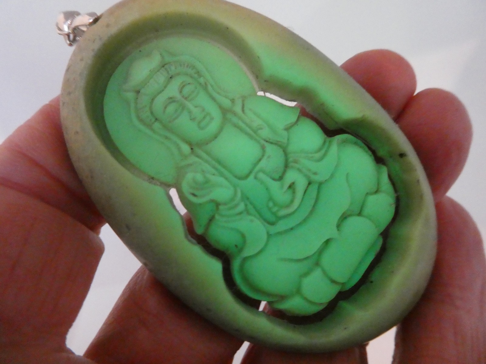 QUAN YIN Green Phosphorescent Glow in The Dark Modern Ye Ming Zhu 925 Pendant