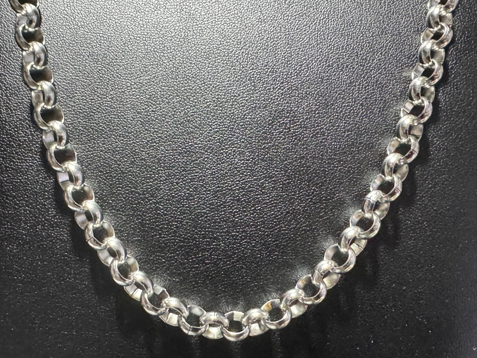 Rollo Chain Necklace 8 Mm Golden Plated or Steel Silvery Grey 24″ Real Nice