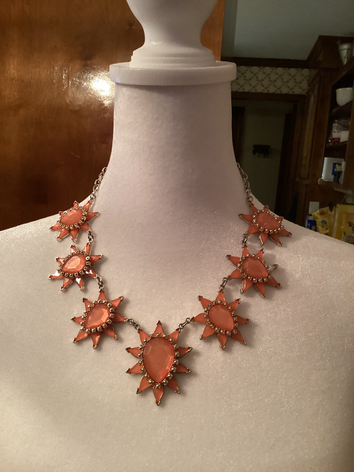 Costume Jewelry Pink And Gold Colored Flower Necklace