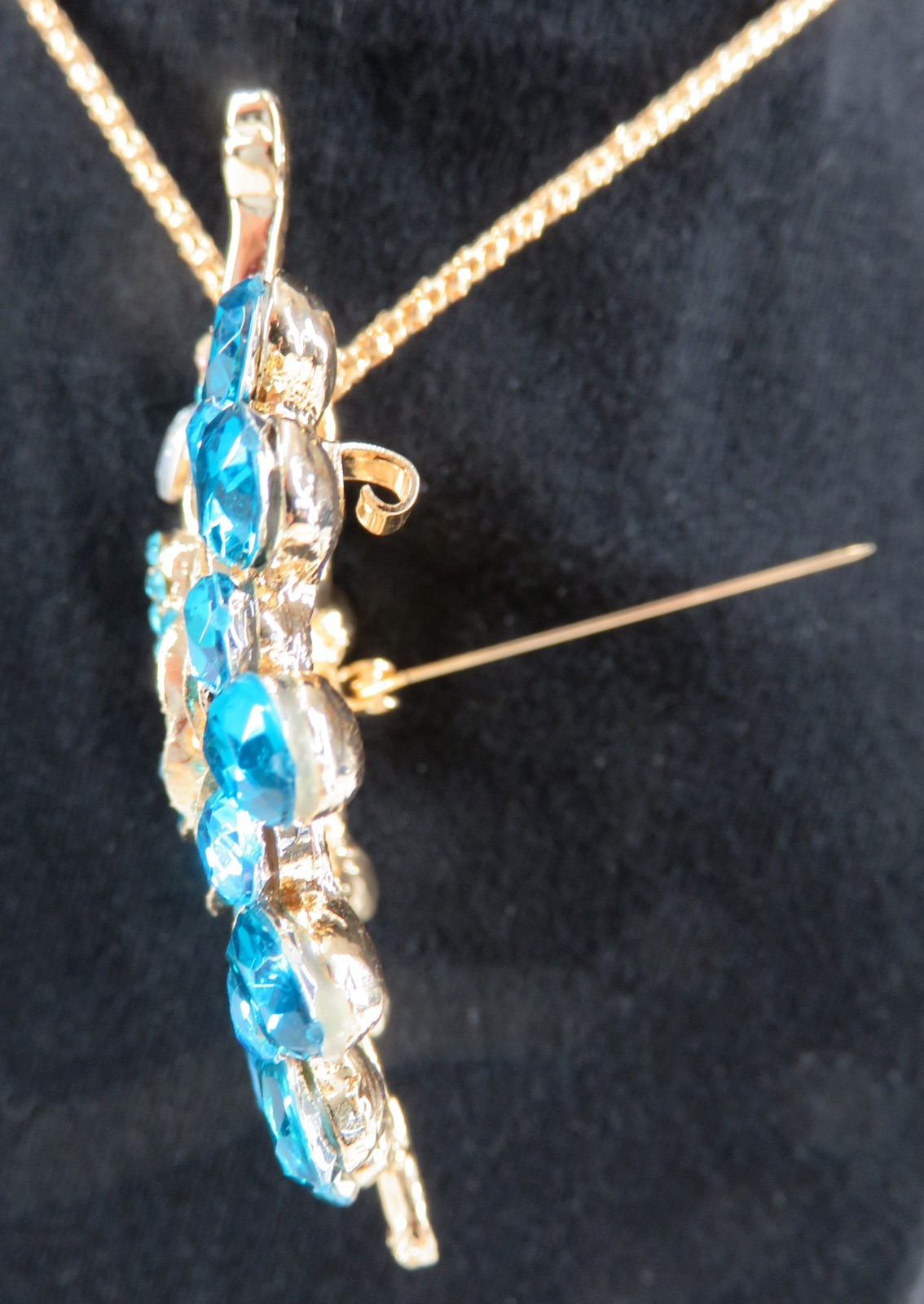 NWT-Betsey Johnson Flamenco Ballerina Dancer Pendant Brooch on Goldtone Necklace