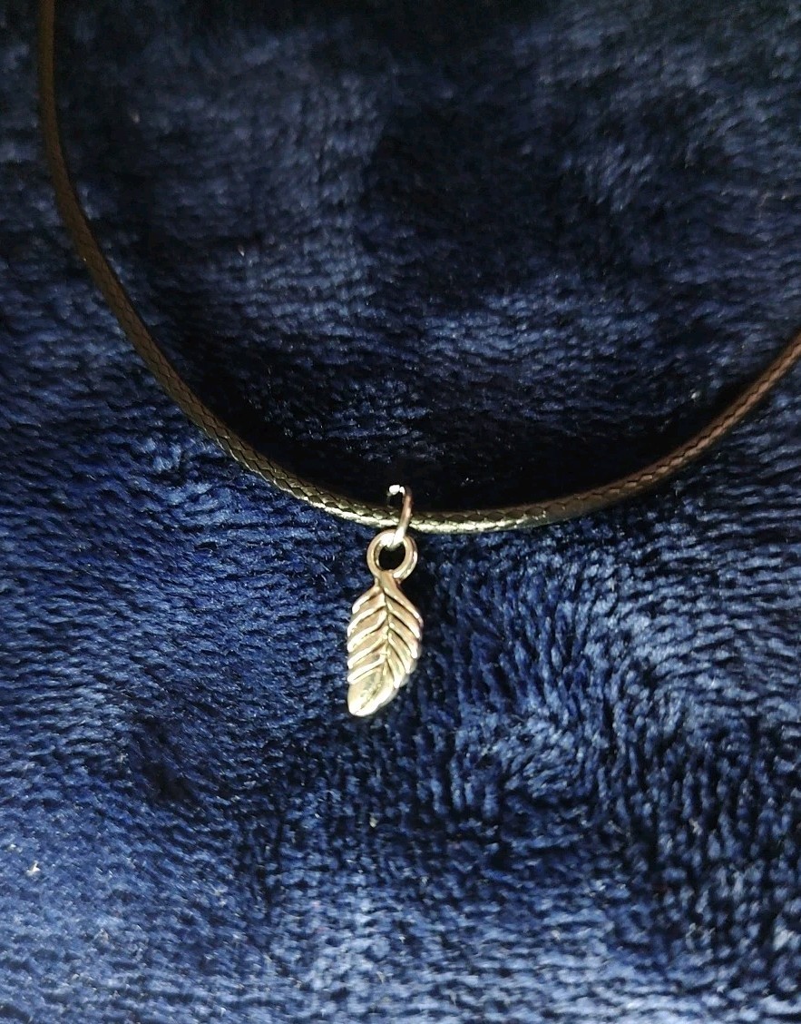 Silver Leaf Tree Nature Plant Charm Pendant Leather Rope Cord Necklace Jewelry