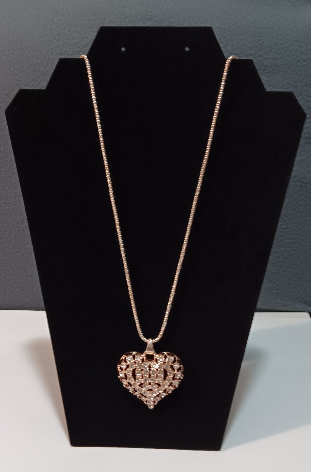Rose Golden Hollow Heart Pendant Necklace W/Sparkling Rhinestones. Free Shipping