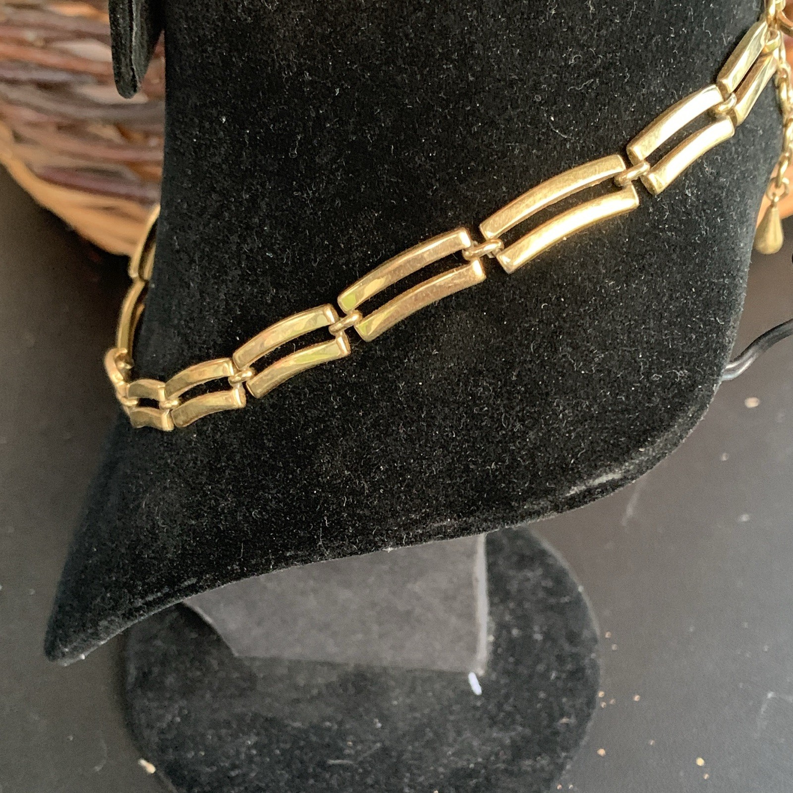 Gold Tone Metal Bar Link Chain Necklace Chain Style No Stone