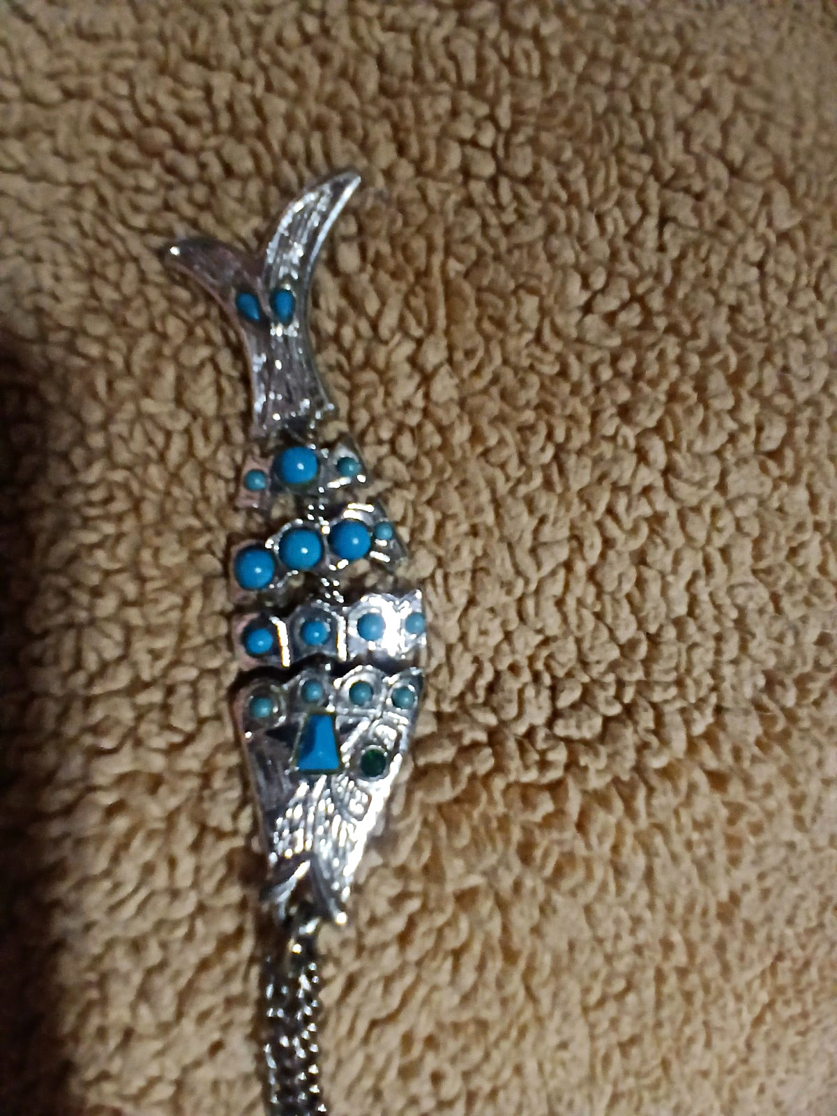 Silver Tone Blue Stone Fish Charm Pendant Necklace Snake Chain Animal Theme