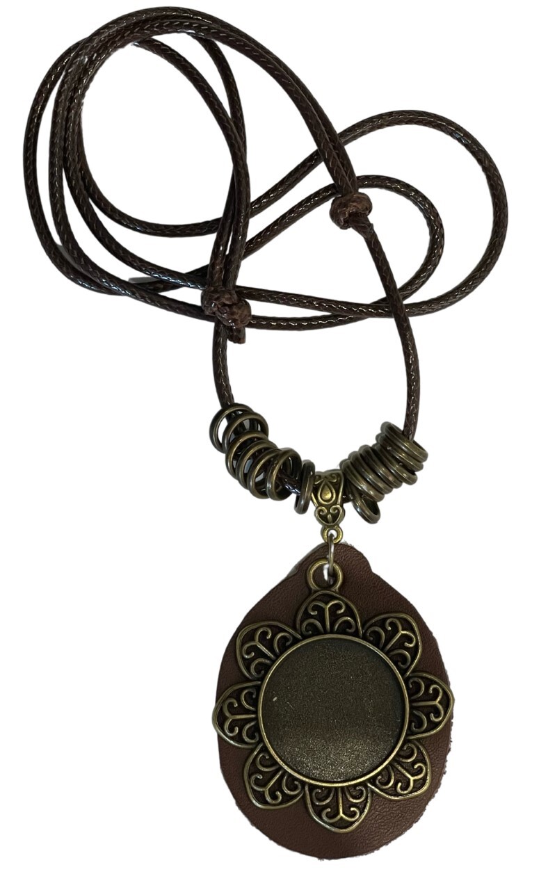 Ukraine And United Kingdom Expandable Eva Pendant Necklace In Gift Bag